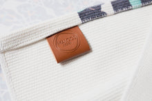 Load image into Gallery viewer, table runner, home décor, gift, decoration, designer item