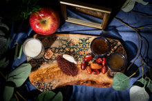 Load image into Gallery viewer, Tara — تارا (star)
